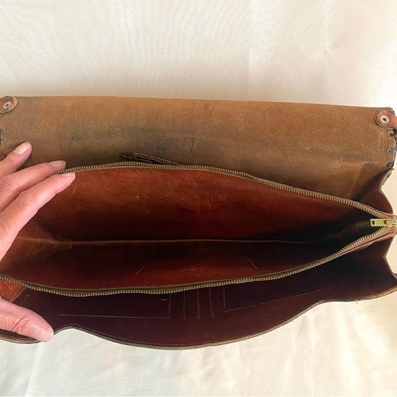 VINTAGE 1950s Hand Tooled Leather Satchel Purse Bag Mexico - Picture 9 of 16
